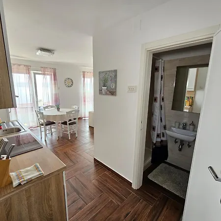 Apartman Dora