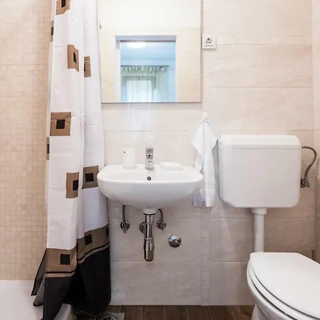 Apartman Dora Vantacici