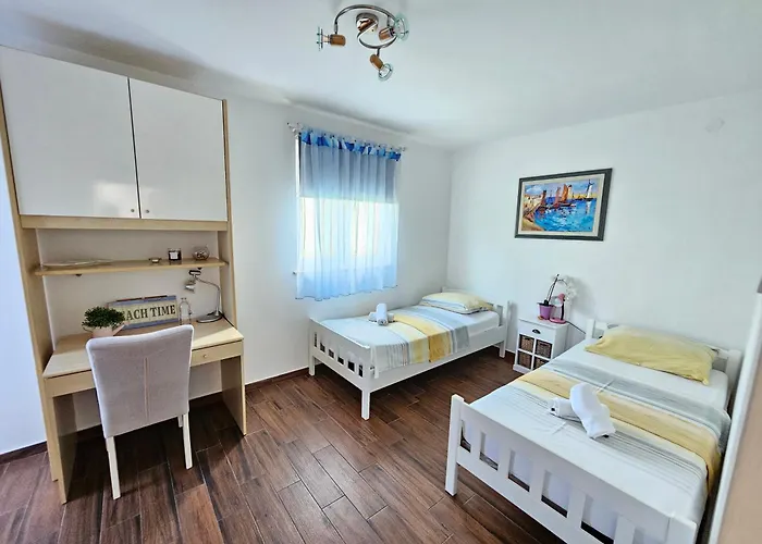 Appartement Dora *