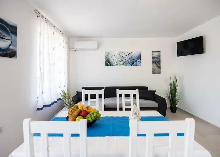 Dora Appartement *