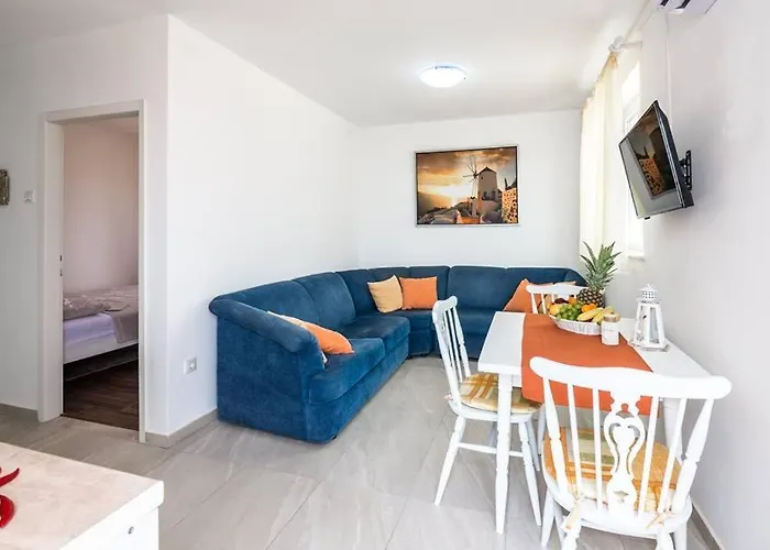 Apartament Dora