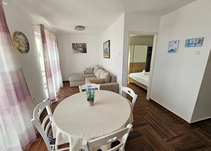 Apartament Dora Vantacici