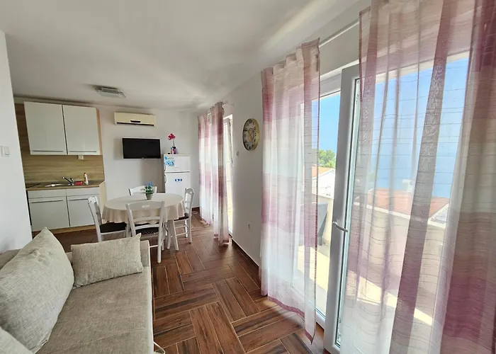 Dora Apartament